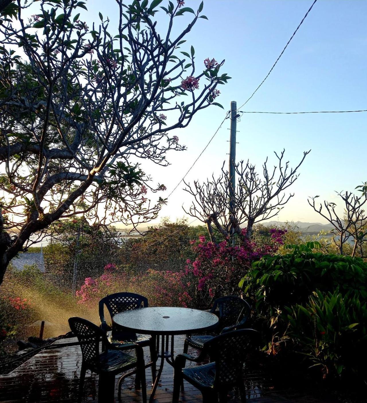 J & Ella'S Holiday House - 1 Bedroom, 1 Bathroom Home Cooktown Luaran gambar