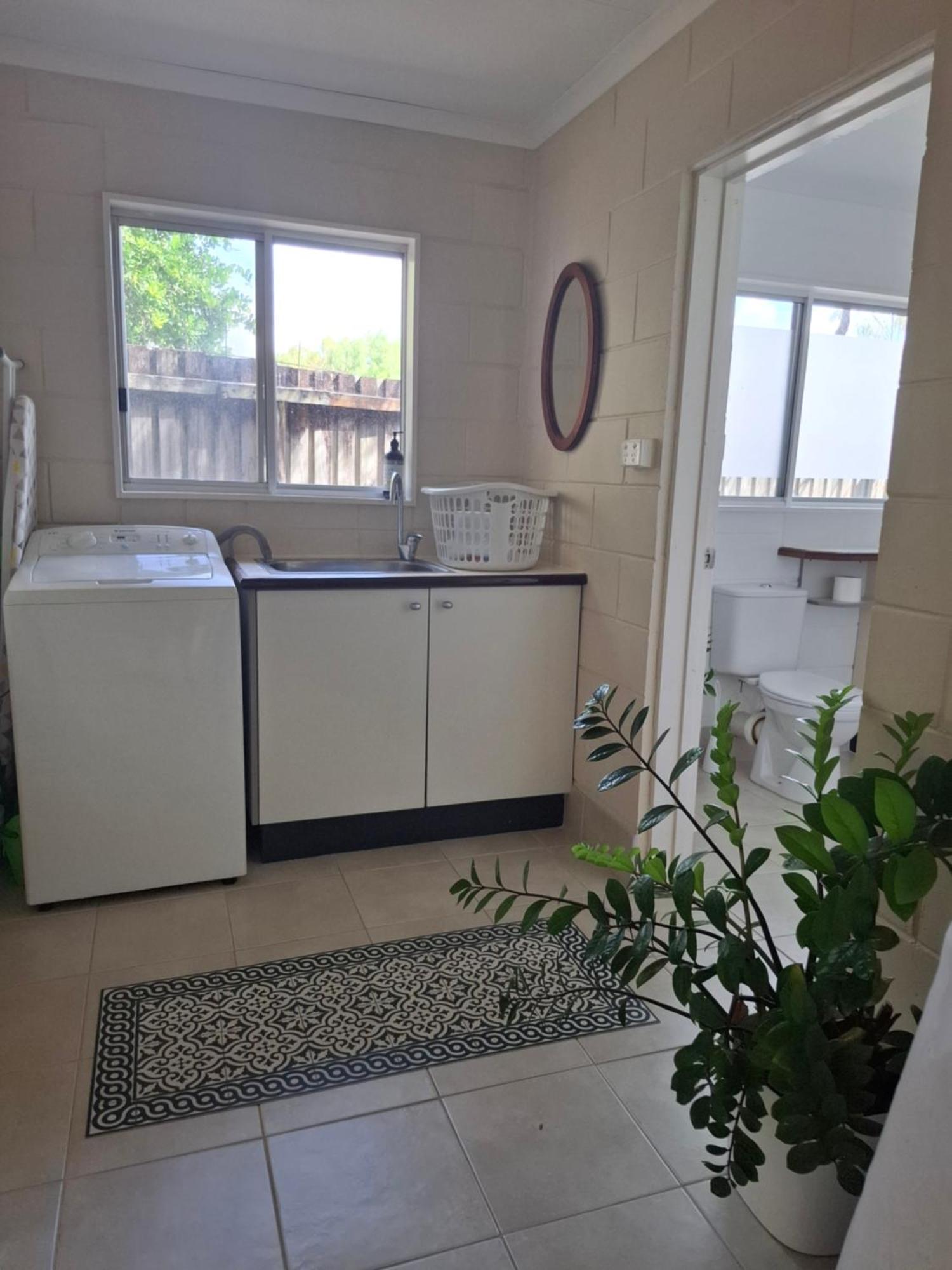 J & Ella'S Holiday House - 1 Bedroom, 1 Bathroom Home Cooktown Luaran gambar